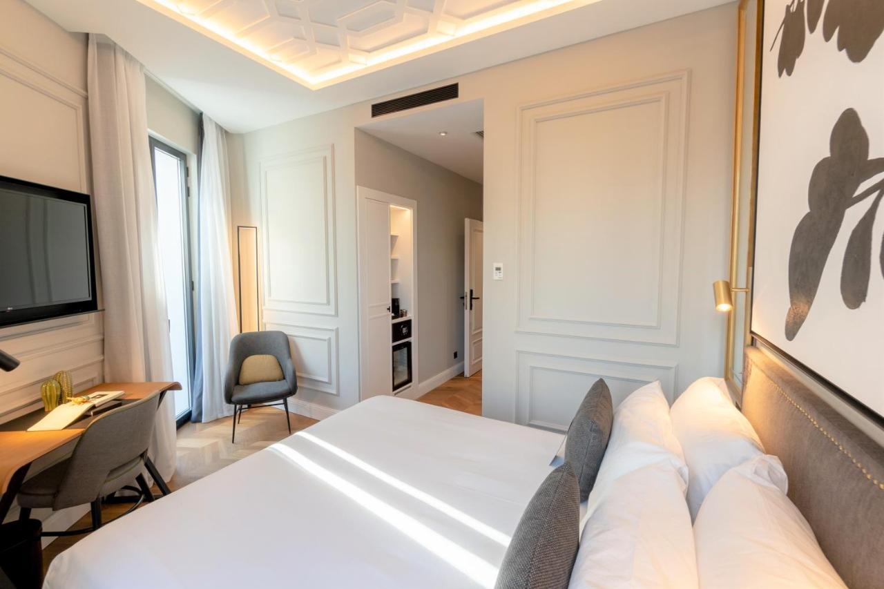L&H Gran Via Valencia Hotel ภายนอก รูปภาพ