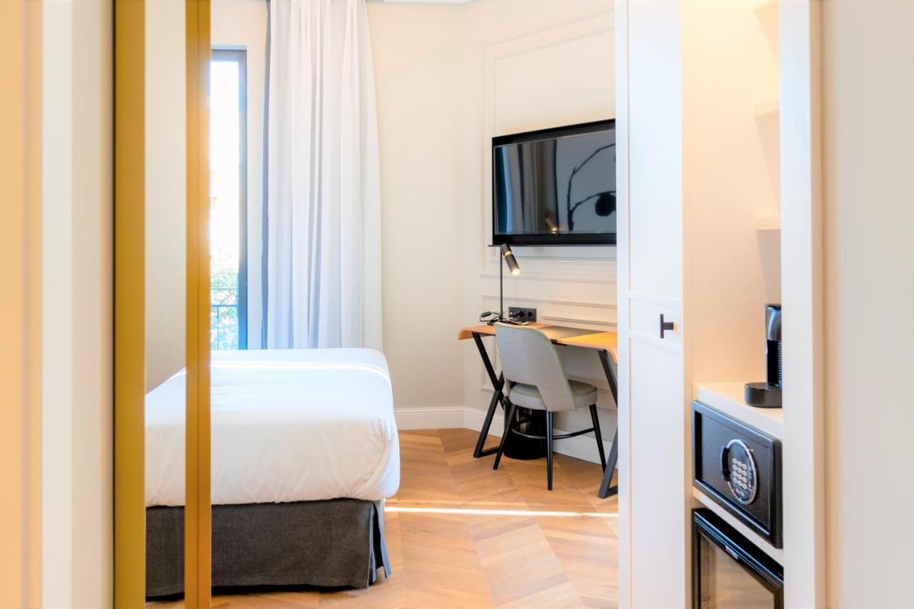 L&H Gran Via Valencia Hotel ภายนอก รูปภาพ