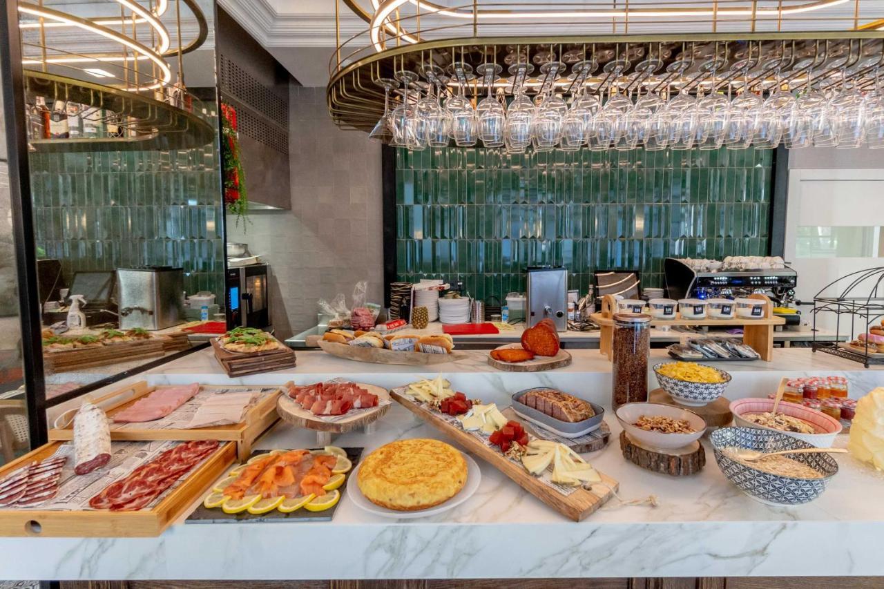 L&H Gran Via Valencia Hotel ภายนอก รูปภาพ