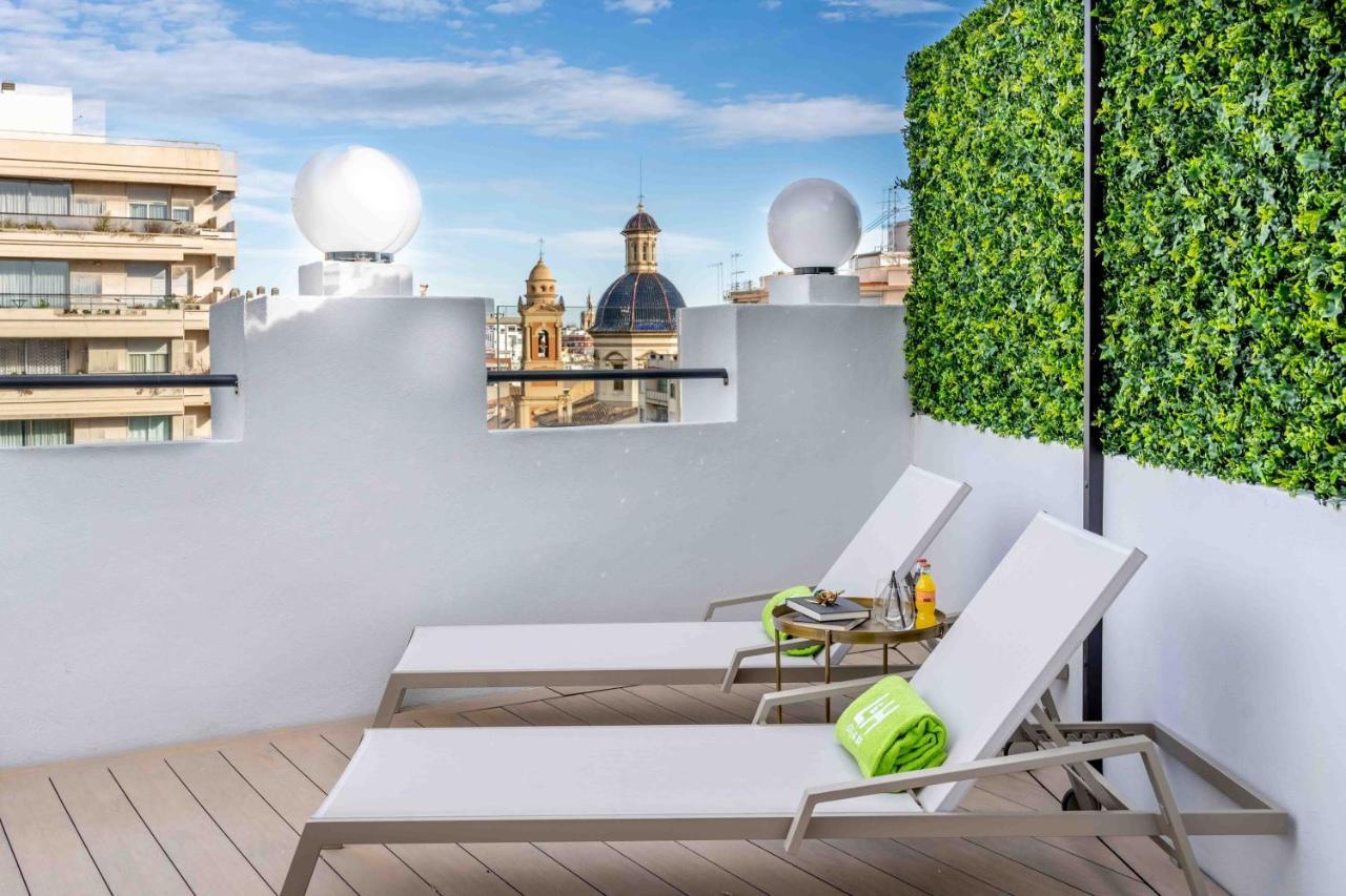 L&H Gran Via Valencia Hotel ภายนอก รูปภาพ