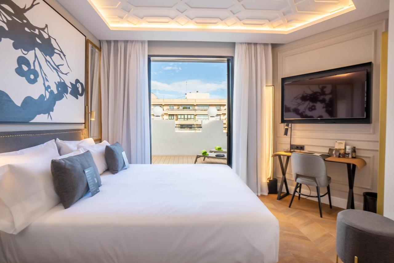L&H Gran Via Valencia Hotel ภายนอก รูปภาพ