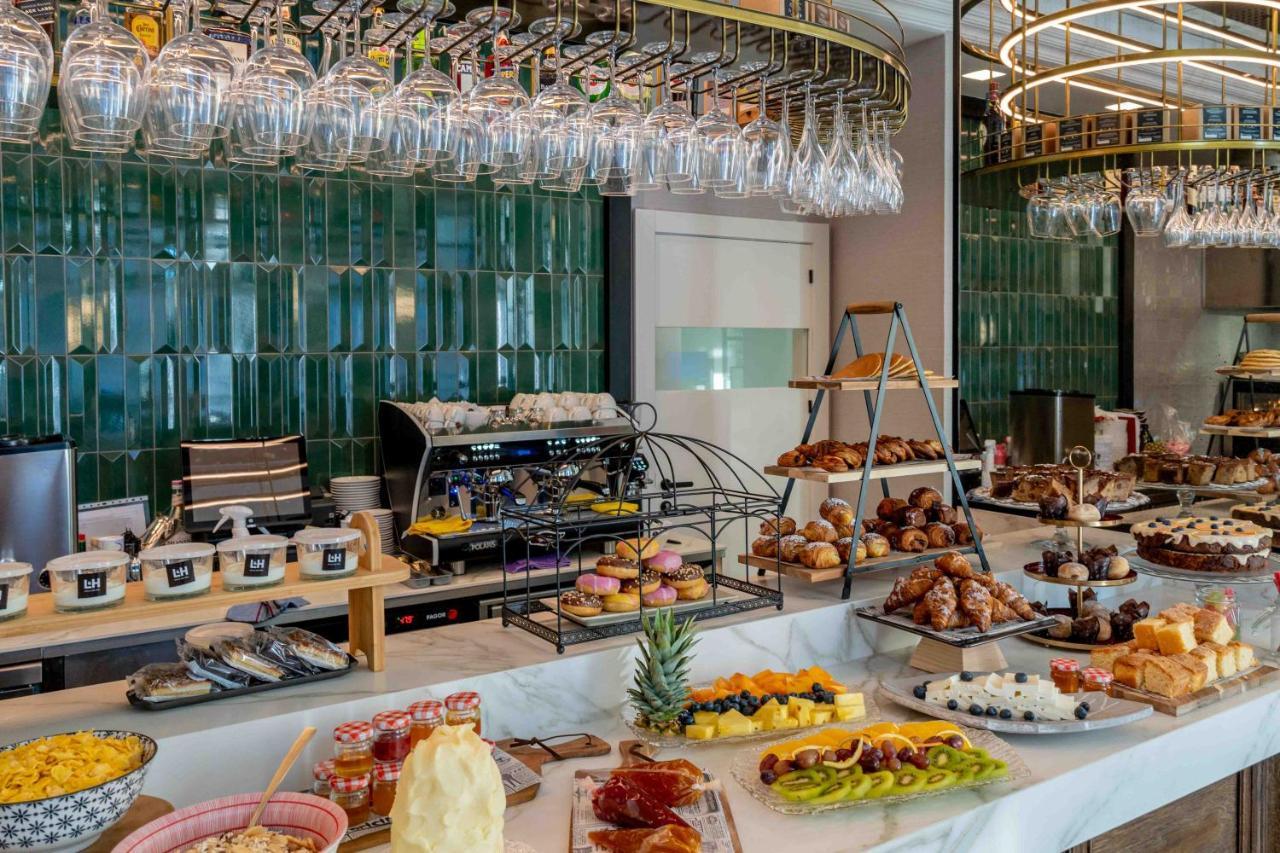 L&H Gran Via Valencia Hotel ภายนอก รูปภาพ